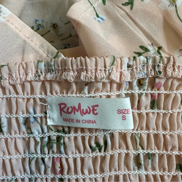 2/$20 | Peachy Floral Peplum Cami - Picture 6 of 7